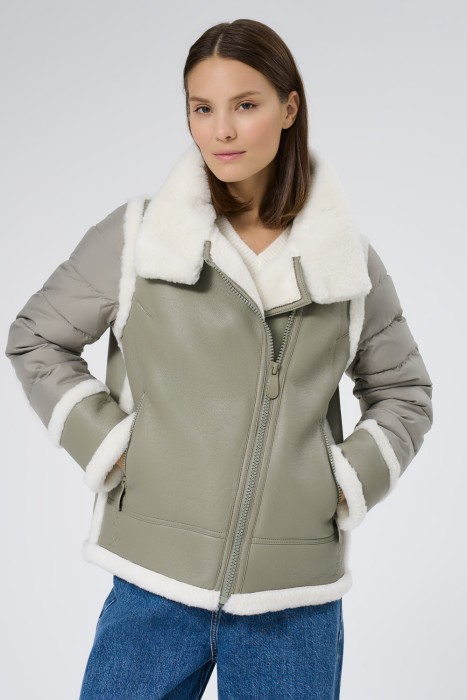 комбинированная дубленка из искусственного меха от бренда снежная королева вид слева