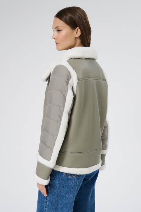 комбинированная дубленка из искусственного меха по цене 9780 руб вид справа