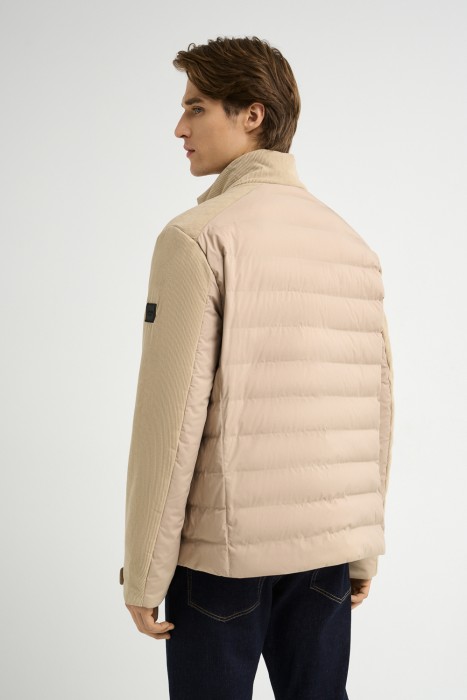 комбинированная куртка по цене 7480 руб вид справа