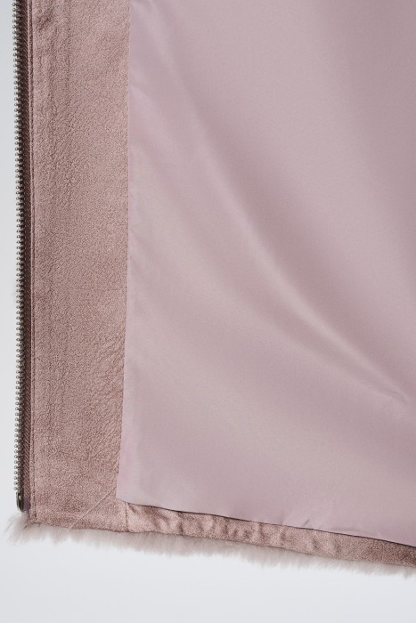 комбинированная шуба из овечьей шерсти от бренда снежная королева вид слева