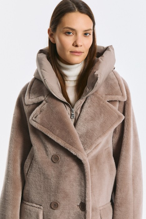 комбинированная шуба из шерсти по цене 17940 руб вид справа