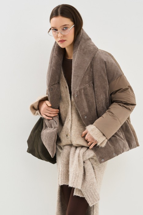 комбинированная зимняя куртка по цене 11570 руб вид справа