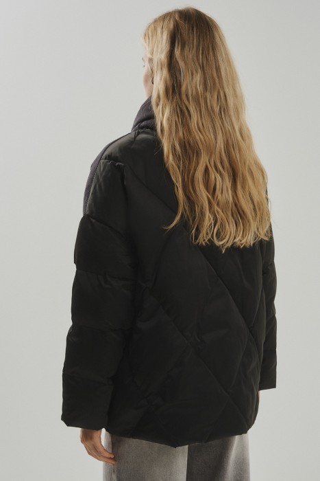 комбинированная зимняя куртка из россии вид сбоку