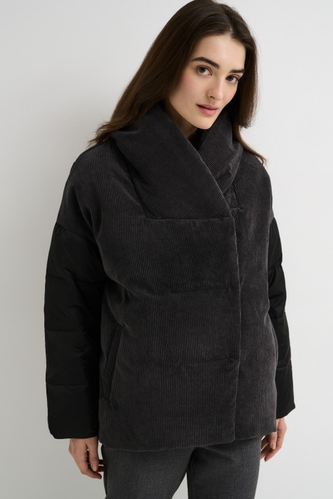 короткий пуховик от бренда снежная королева вид слева