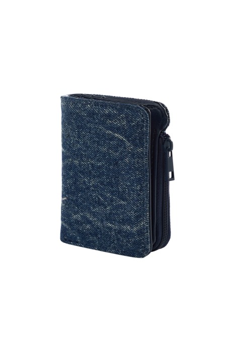 кошелек из денима от бренда снежная королева вид слева