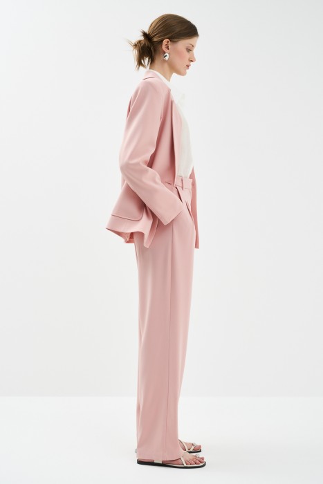 костюмные брюки по цене 1390 руб вид справа