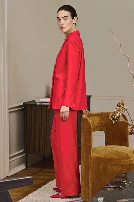 костюмный жакет из россии вид сбоку