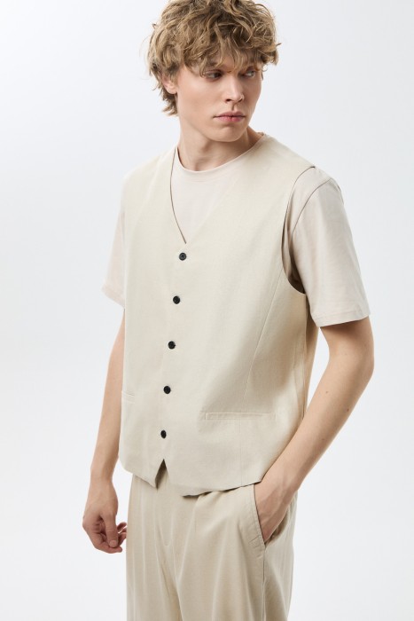 костюмный жилет по цене 3350 руб вид справа