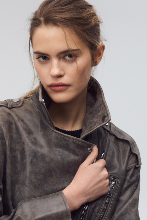 косуха из натуральной кожи из россии вид сбоку