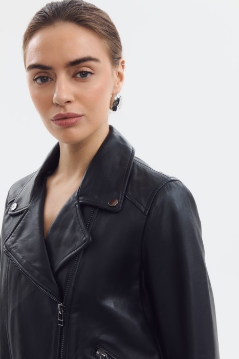 косуха из натуральной кожи из россии вид сбоку