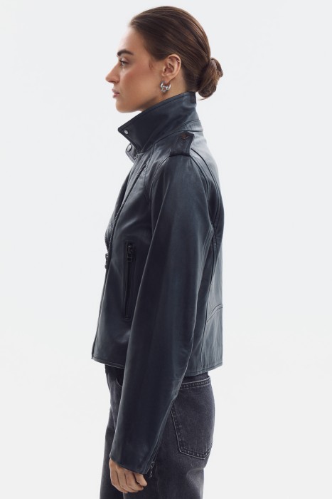 Товар с артикулом 800900003 вид сзади