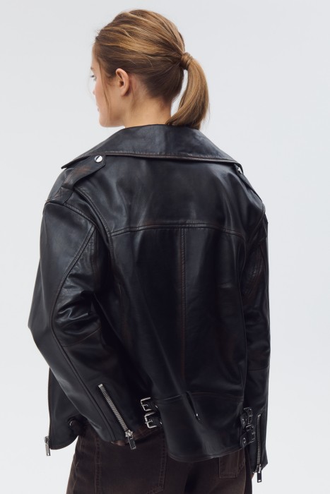 косуха из натуральной кожи из россии вид сбоку