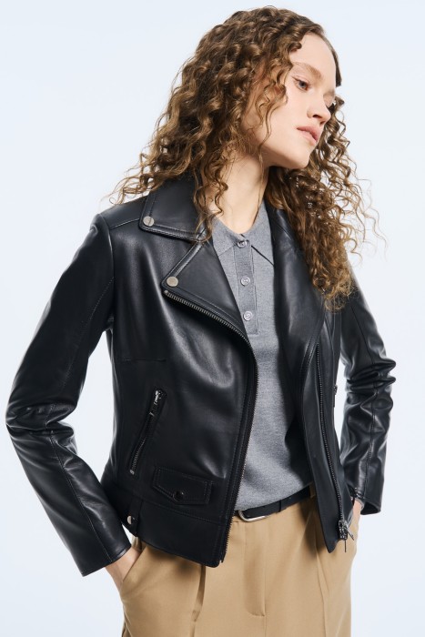 Товар с артикулом 747158003 вид сзади