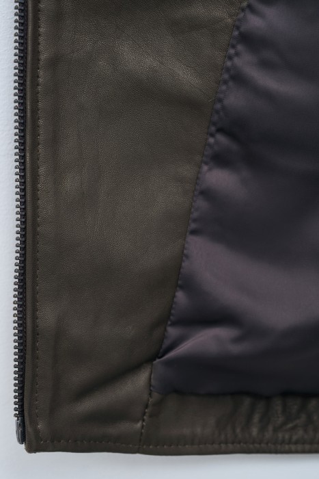 косуха из натуральной кожи от бренда снежная королева вид слева