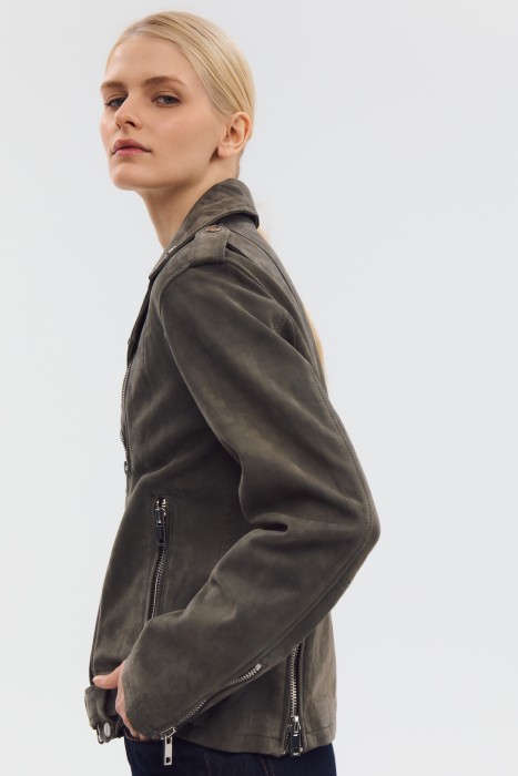 косуха из натуральной кожи из россии вид сбоку