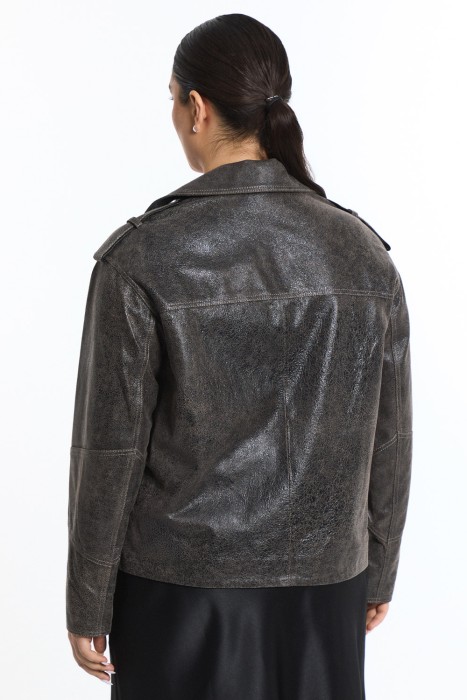 косуха из натуральной кожи по цене 14390 руб вид справа