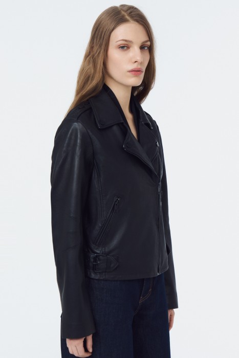 Товар с артикулом 751400003 вид сзади