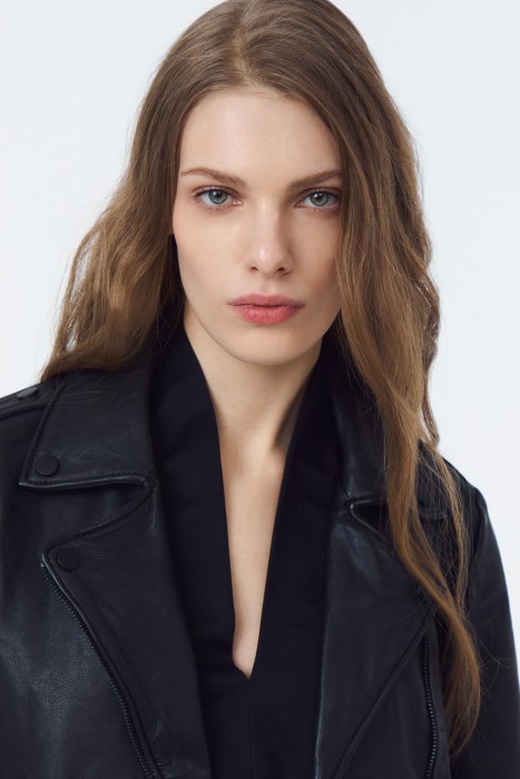 косуха из натуральной кожи из россии вид сбоку