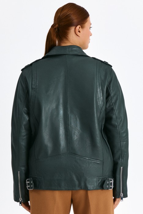 косуха из натуральной кожи по цене 11030 руб вид справа