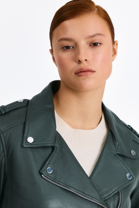 косуха из натуральной кожи из россии вид сбоку