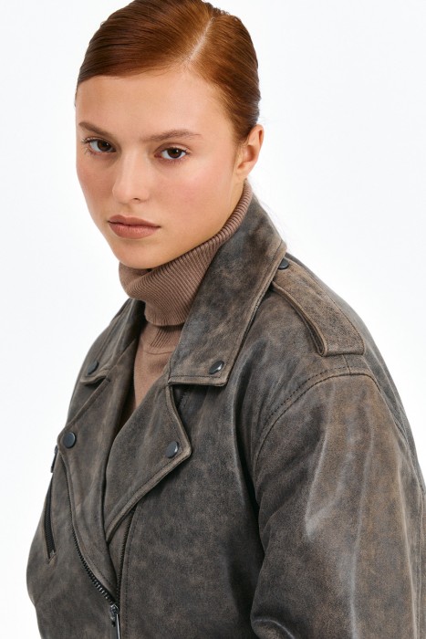 косуха из натуральной кожи из россии вид сбоку