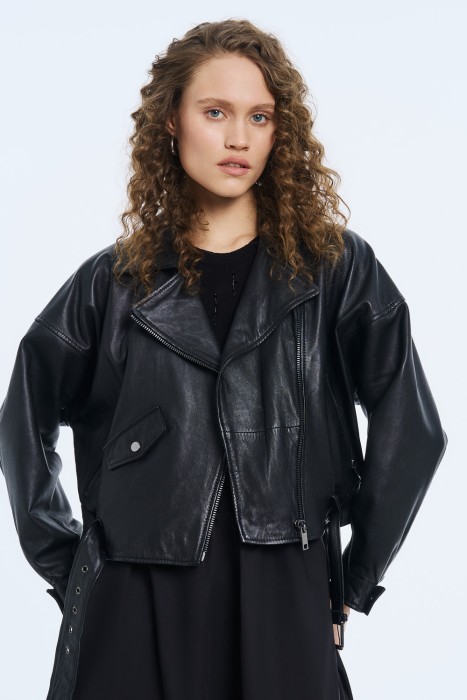 Товар с артикулом 744565003 вид сзади