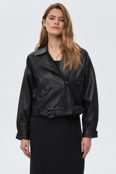 косуха из натуральной кожи по цене 14100 руб вид справа