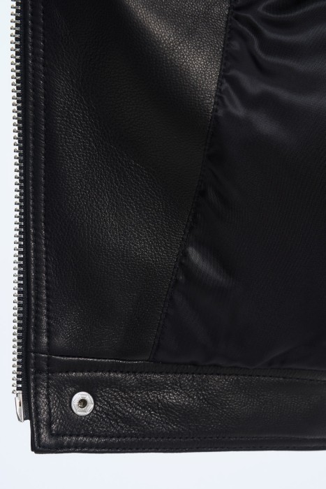 косуха из натуральной кожи от бренда снежная королева вид слева