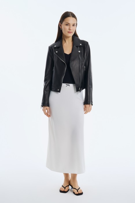 Товар с артикулом 749126003 вид сзади