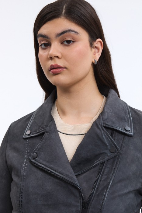 косуха из натуральной кожи из россии вид сбоку