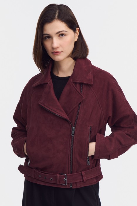 косуха из натуральной кожи от бренда снежная королева вид слева