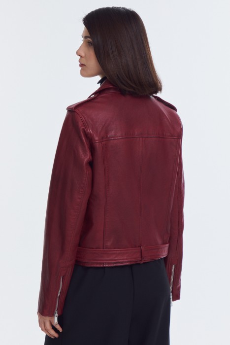 косуха из натуральной кожи по цене 13430 руб вид справа