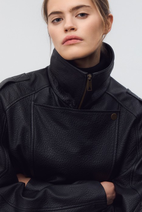 косуха из натуральной кожи из россии вид сбоку