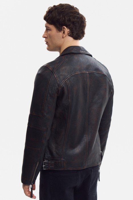 косуха из натуральной кожи от бренда снежная королева вид слева