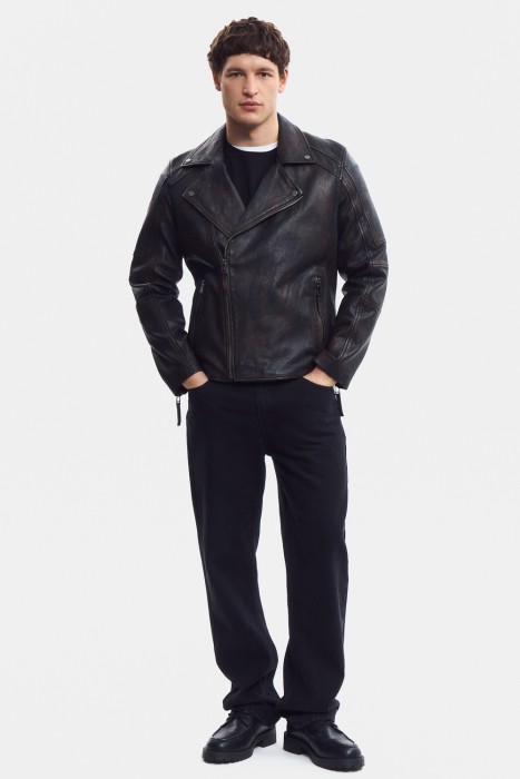 косуха из натуральной кожи по цене 14770 руб вид справа