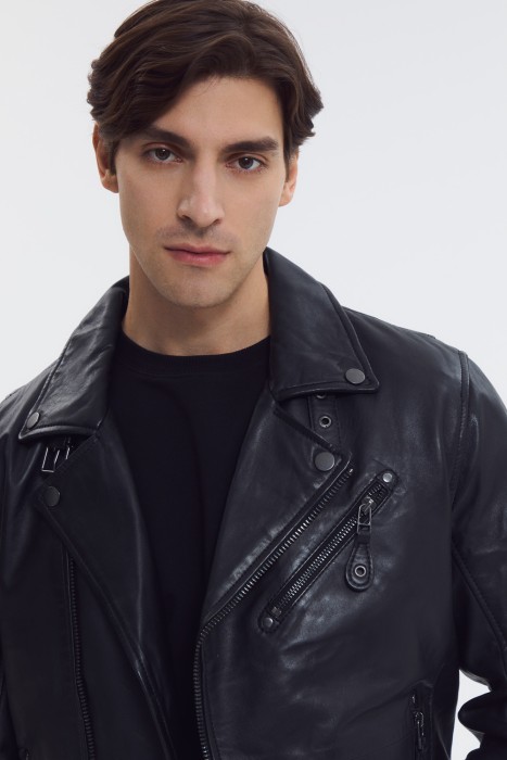 косуха из натуральной кожи из россии вид сбоку