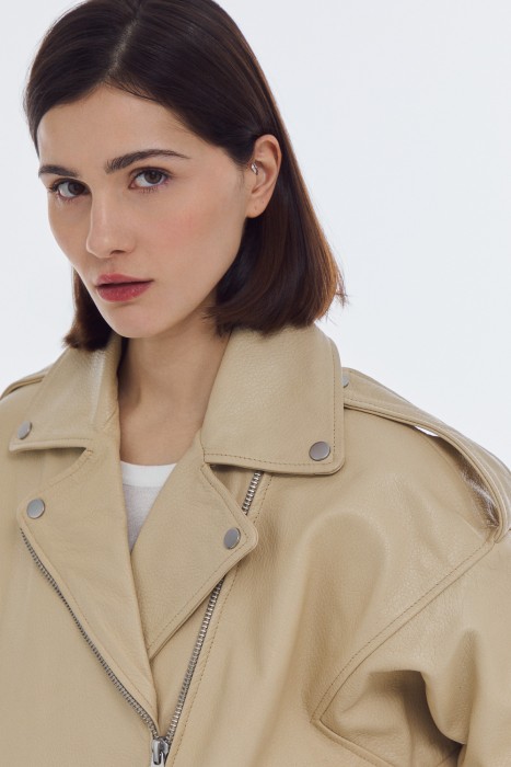 косуха из натуральной кожи из россии вид сбоку