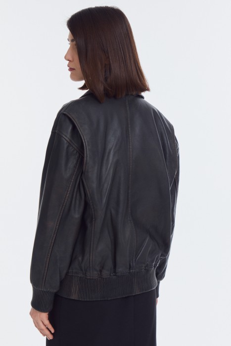 косуха из натуральной кожи по цене 14770 руб вид справа