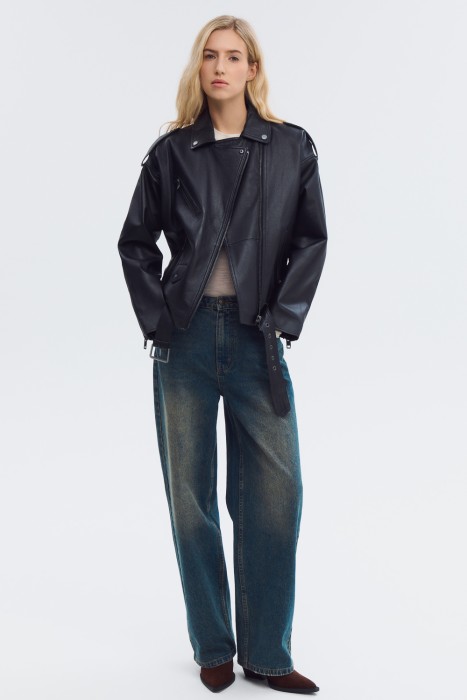 косуха из натуральной кожи от бренда снежная королева вид слева