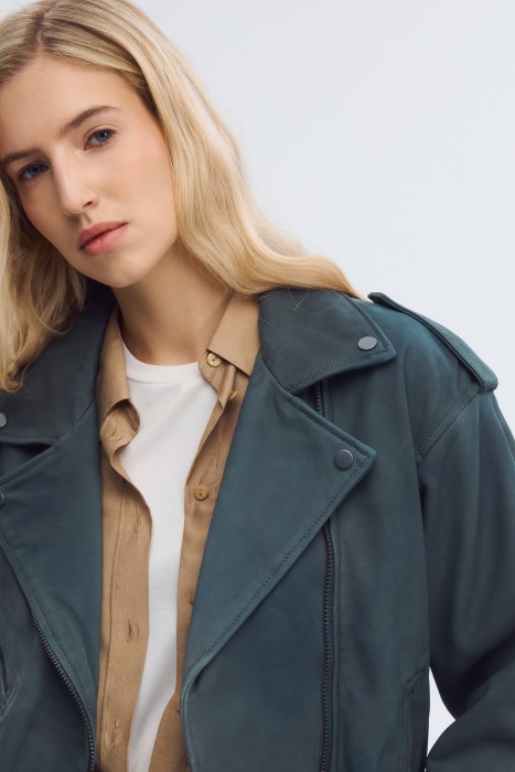 косуха из натуральной кожи из россии вид сбоку