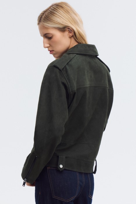 косуха из натуральной кожи по цене 17460 руб вид справа