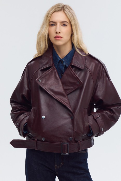 косуха из натуральной кожи от бренда снежная королева вид слева