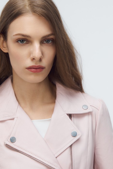 косуха из натуральной кожи из россии вид сбоку