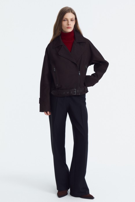 косуха из натуральной кожи от бренда снежная королева вид слева