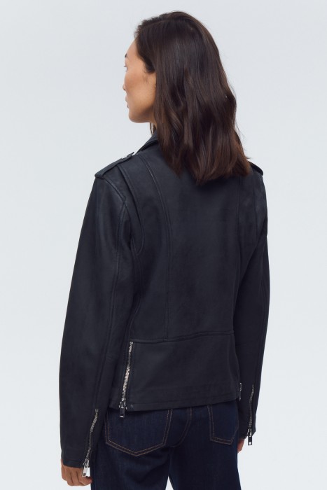 косуха из натуральной кожи по цене 14770 руб вид справа