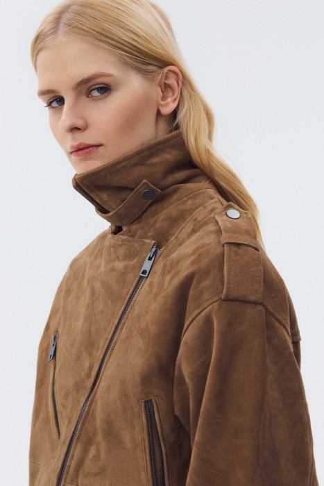 косуха из натуральной кожи из россии вид сбоку