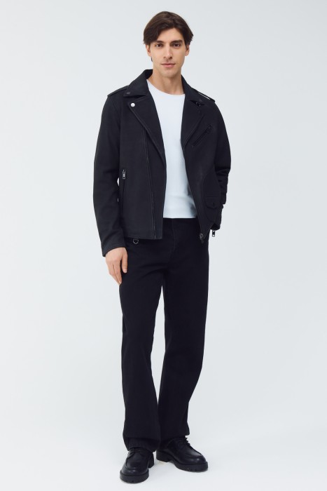 косуха из натуральной кожи от бренда снежная королева вид слева