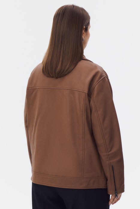 косуха из натуральной кожи по цене 14100 руб вид справа