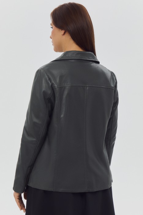 косуха из натуральной кожи по цене 11750 руб вид справа