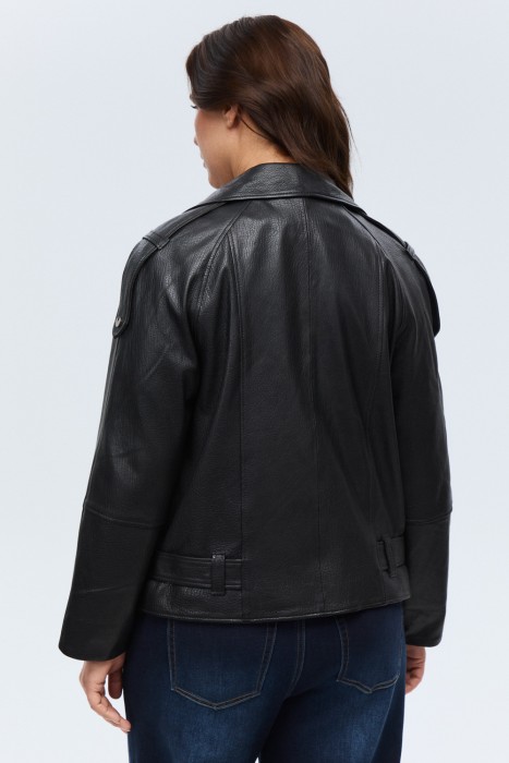 косуха из натуральной кожи по цене 24850 руб вид справа